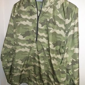 Peter Millar Women Windbreaker Size large camo pullover style pattern 1/4 zipper